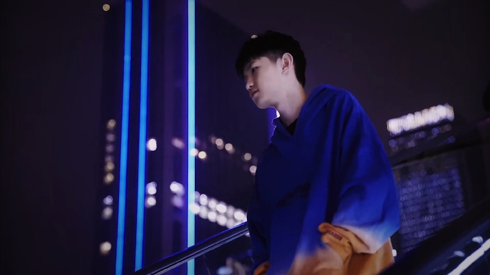下了深深的