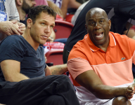 为我们呈现 为我们呈现